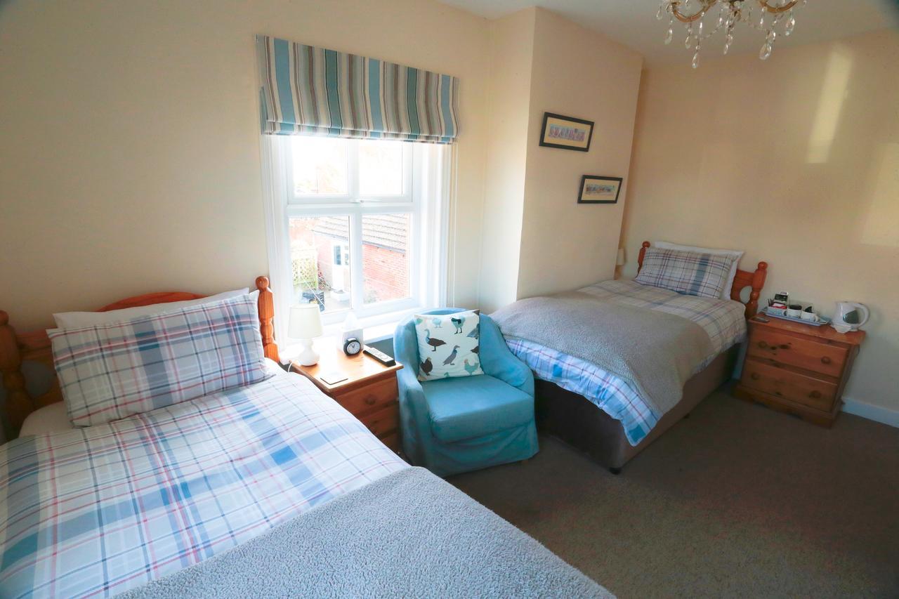 Ashdene House Bed & Breakfast Dersingham Exterior photo